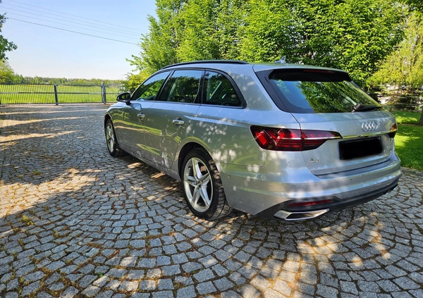 Audi A4 cena 128900 przebieg: 49000, rok produkcji 2020 z Błonie małe 407